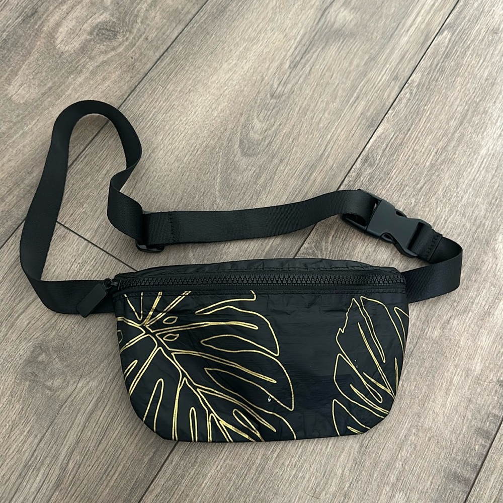 ALOHA collection Fanny pack